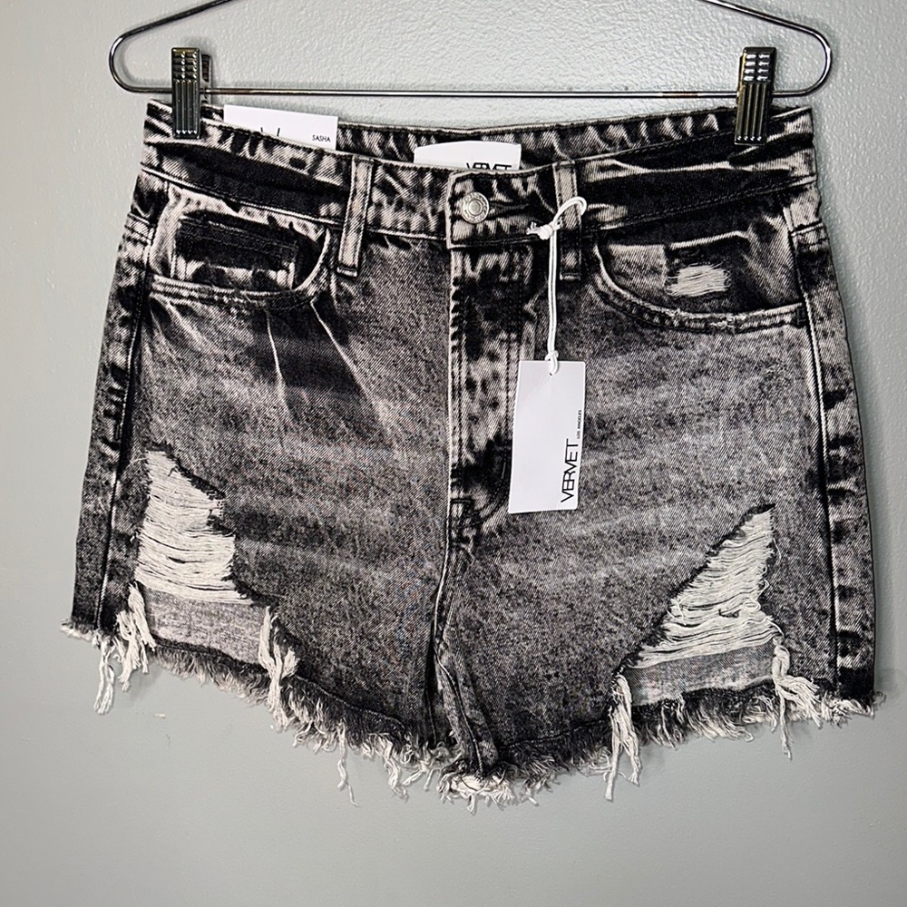 Vervet Sasha Black Distressed Denim Mom Shorts